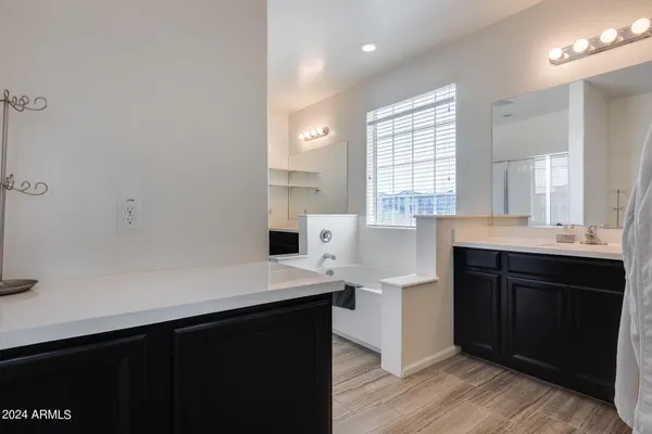 $800,000 | 130 North Bay Drive, Gilbert, AZ 85233