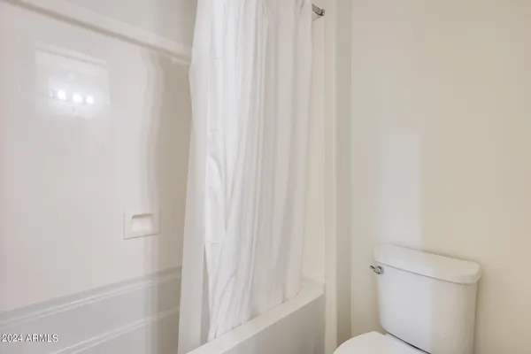 $800,000 | 130 North Bay Drive, Gilbert, AZ 85233