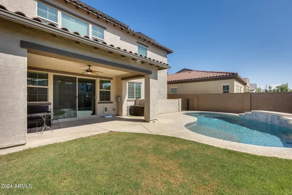 $800,000 | 130 North Bay Drive, Gilbert, AZ 85233