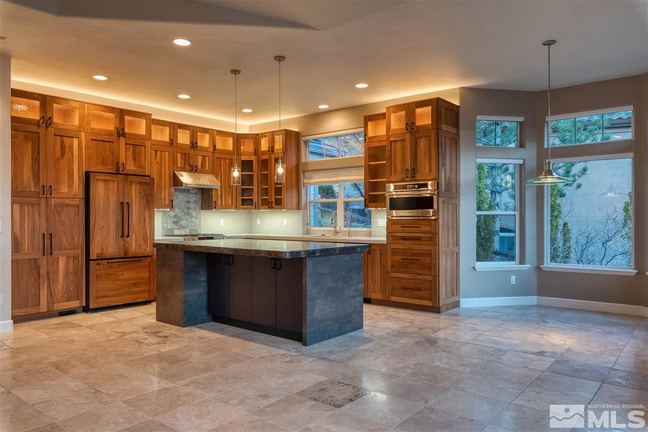 3375 Sierra Crest Way Reno, NV 89519 - Photo 5 of 25 Photo 5