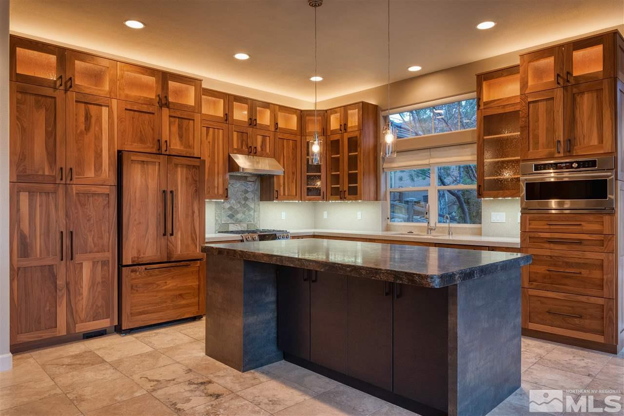 3375 Sierra Crest Way Reno, NV 89519 - Photo 6 of 25 Photo 6