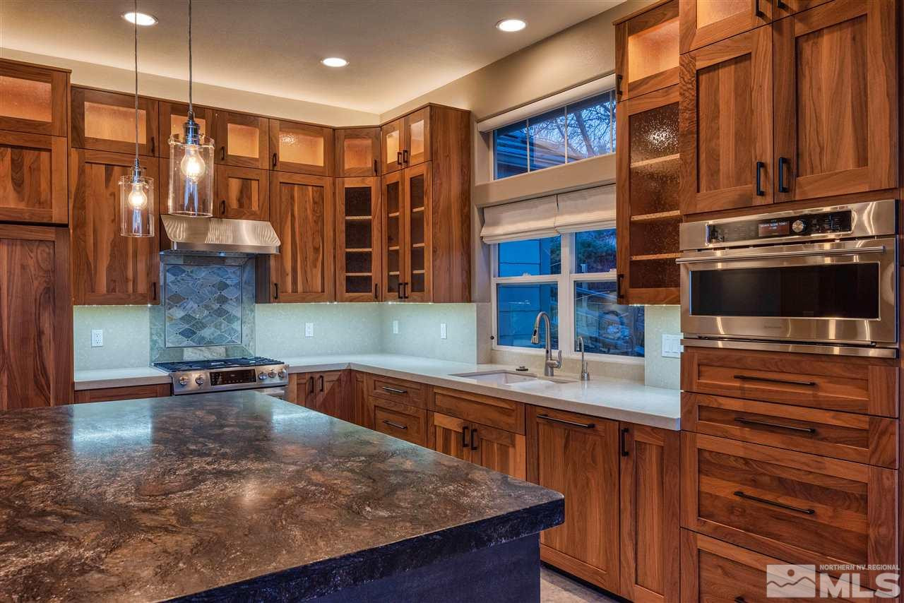 3375 Sierra Crest Way Reno, NV 89519 - Photo 7 of 25 Photo 7