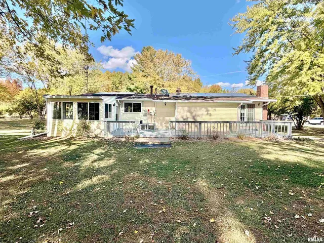 $319,000 | 990 William Drive, Knoxville, IL 61448