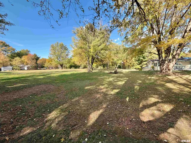 $319,000 | 990 William Drive, Knoxville, IL 61448