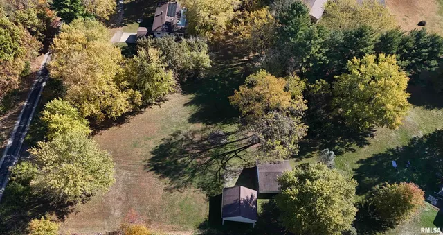 $319,000 | 990 William Drive, Knoxville, IL 61448