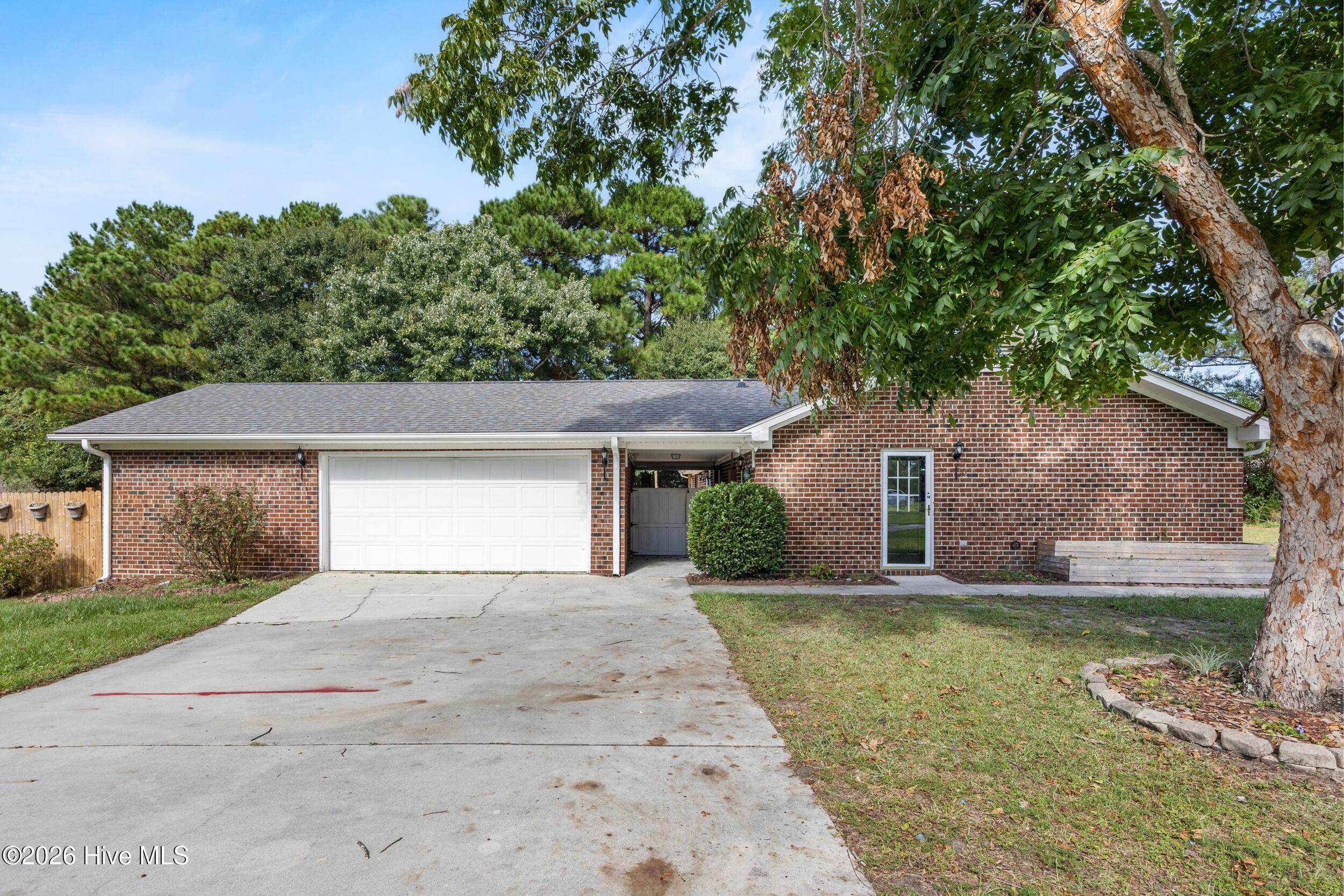 1101 Hunting Ridge Road Wilmington, NC 28412 - Photo 2 of 42 Front Exterior (46)