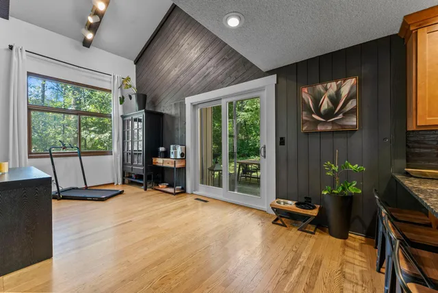 $319,900 | 1805 Archer Lane North, Plymouth, MN 55447