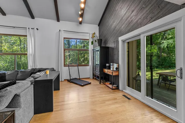 $319,900 | 1805 Archer Lane North, Plymouth, MN 55447