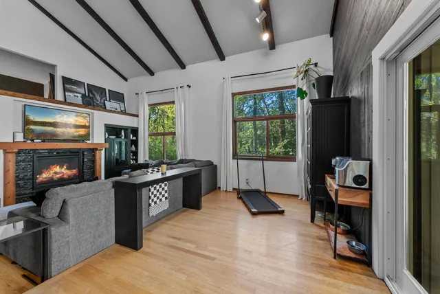 $319,900 | 1805 Archer Lane North, Plymouth, MN 55447