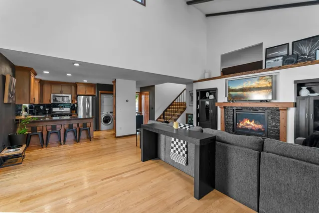 $319,900 | 1805 Archer Lane North, Plymouth, MN 55447