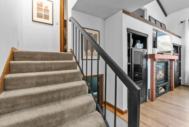 $319,900 | 1805 Archer Lane North, Plymouth, MN 55447