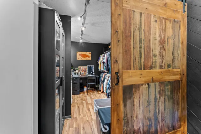 $319,900 | 1805 Archer Lane North, Plymouth, MN 55447