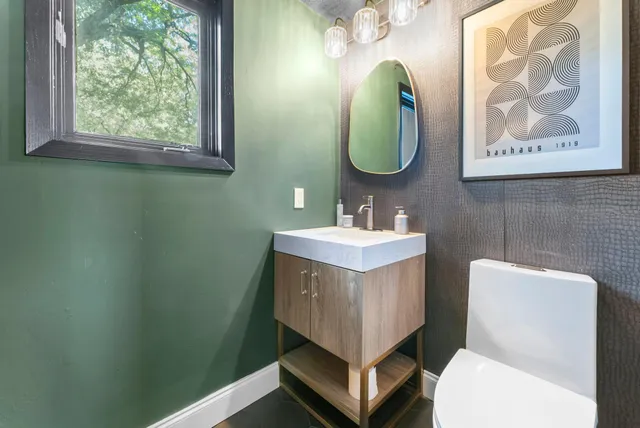 $319,900 | 1805 Archer Lane North, Plymouth, MN 55447