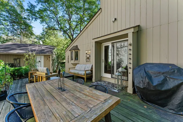 $319,900 | 1805 Archer Lane North, Plymouth, MN 55447