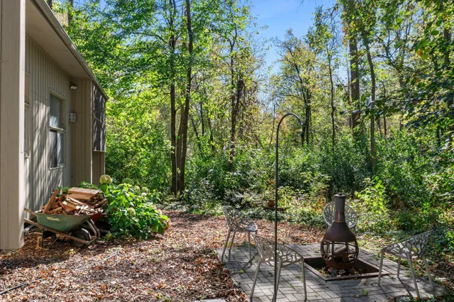 $319,900 | 1805 Archer Lane North, Plymouth, MN 55447