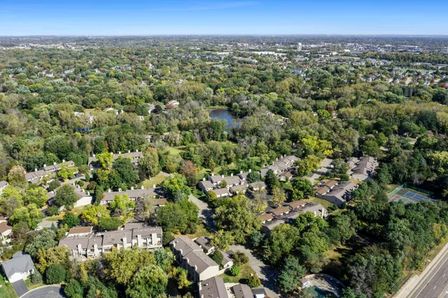 $319,900 | 1805 Archer Lane North, Plymouth, MN 55447