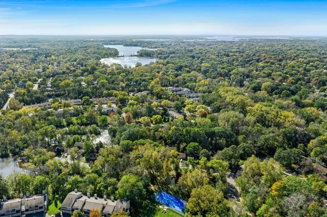 $319,900 | 1805 Archer Lane North, Plymouth, MN 55447