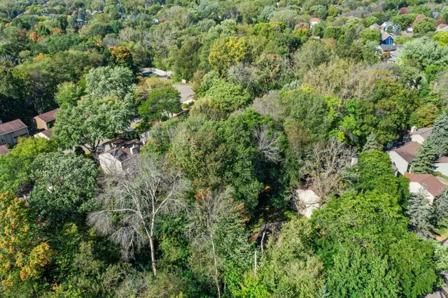 $319,900 | 1805 Archer Lane North, Plymouth, MN 55447