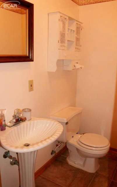 3399 North Belsay Road Flint, MI 48506 - Photo 14 of 21 20446266-13.JPG