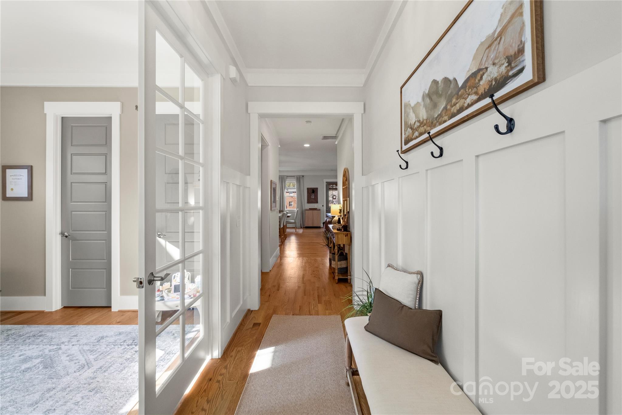 907 Millbrook Road Charlotte, NC 28211 - Photo 5 of 46 a living room with furniture and a rug