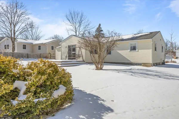 $399,000 | 50 Matthew Avenue, Burlington, VT 05408