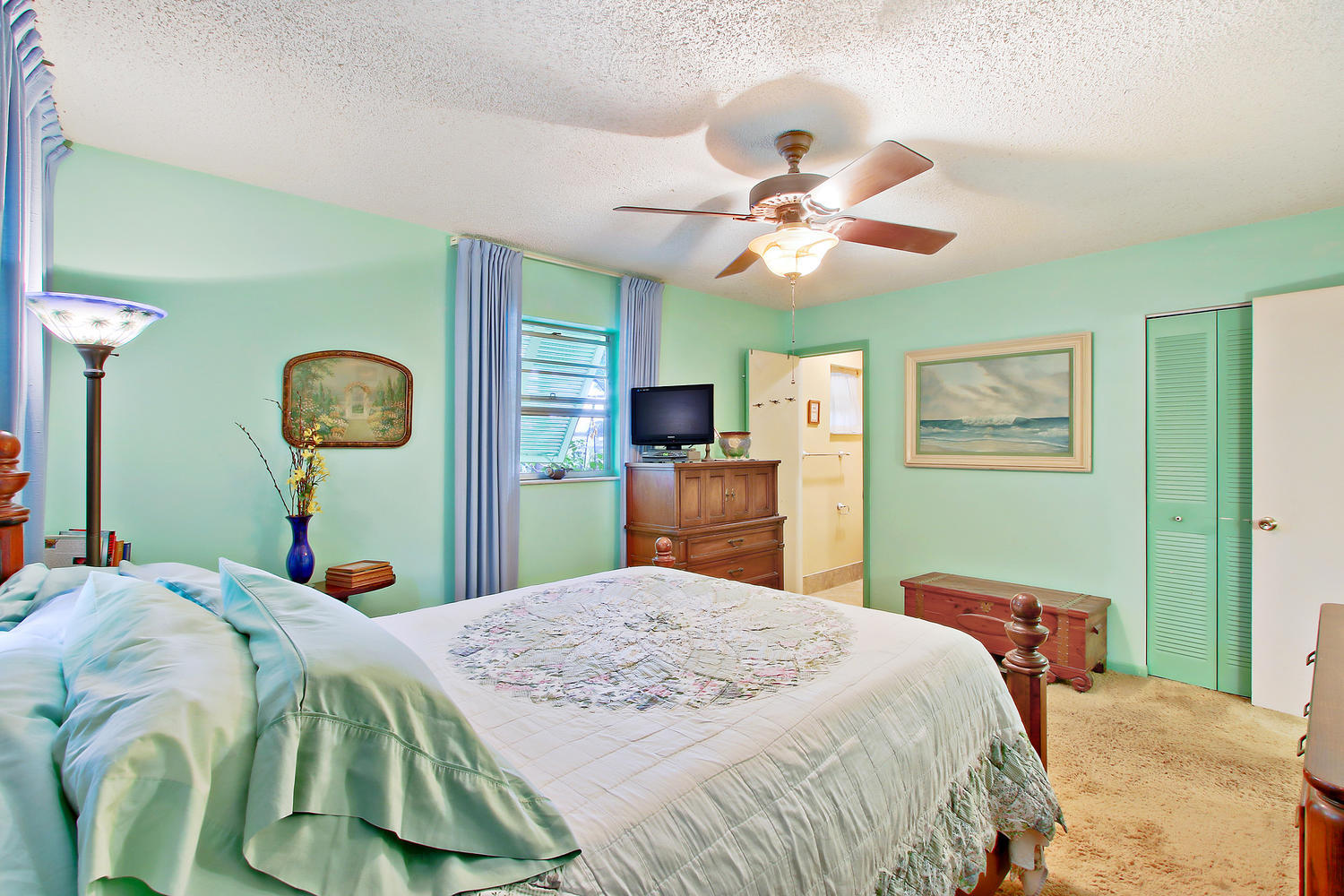 5647 Sims Road Delray Beach, FL 33484 - Photo 15 of 33 Master Bedroom-1500x1000-72dpi