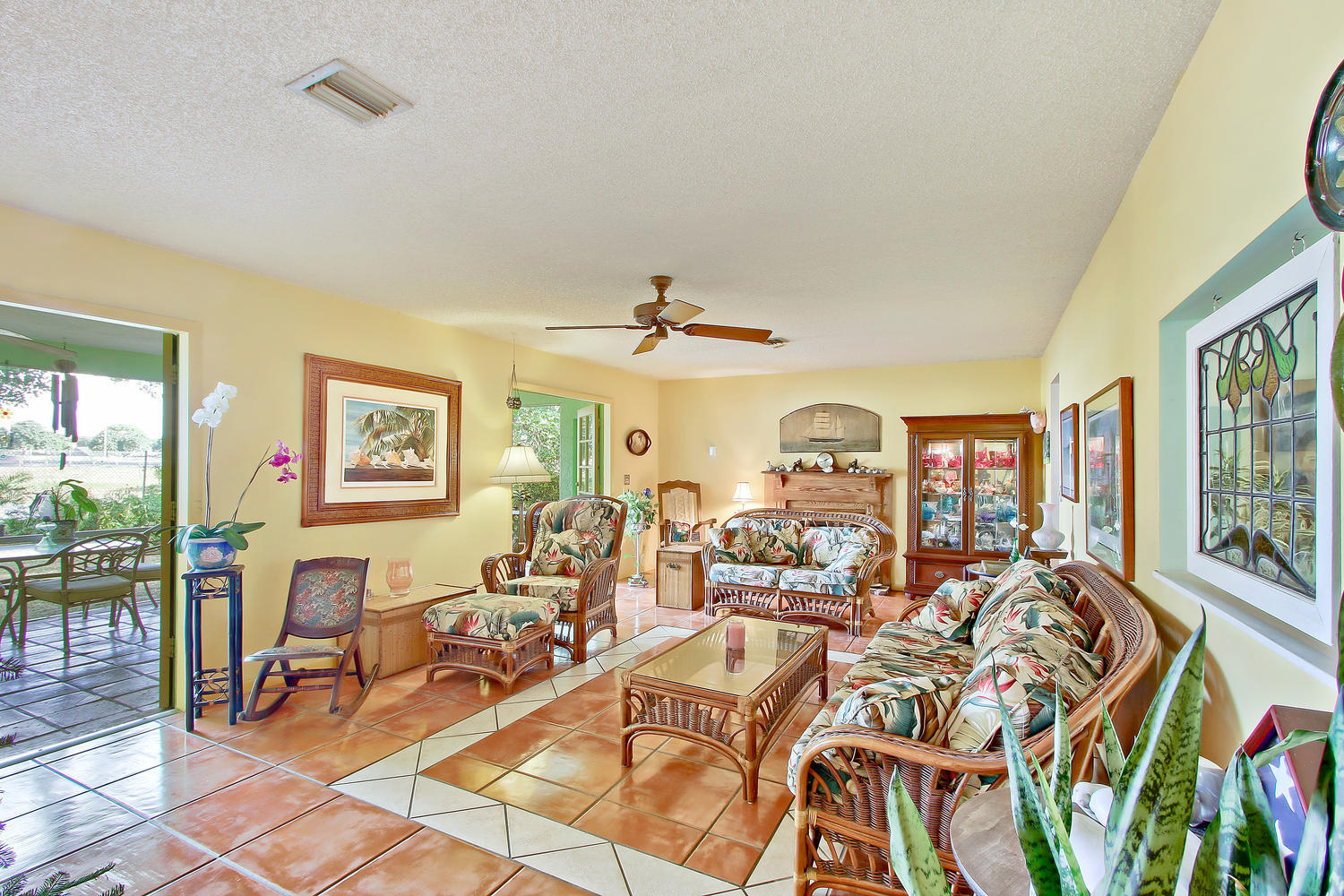 5647 Sims Road Delray Beach, FL 33484 - Photo 24 of 33 Family Room-1500x1000-72dpi (2)