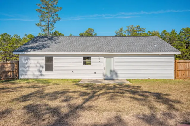 $1,800 | 68 Iris Lane, DeFuniak Springs, FL 32433