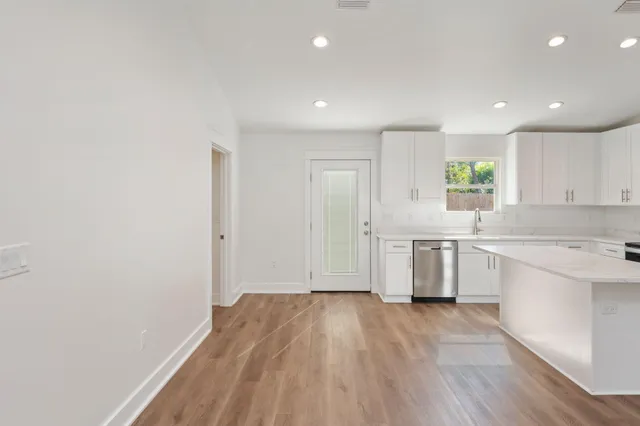 $1,800 | 68 Iris Lane, DeFuniak Springs, FL 32433