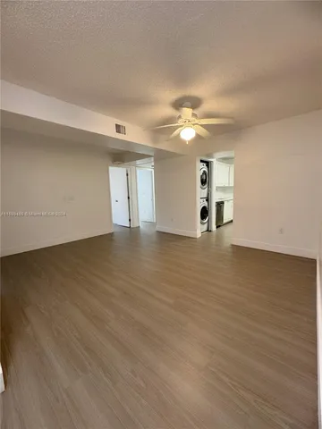 $2,350 | Jacaranda, Plantation, FL 33324