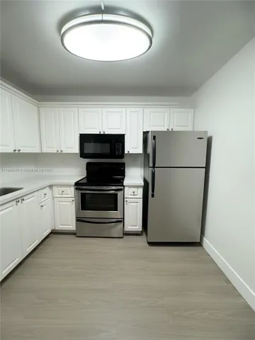 $2,350 | Jacaranda, Plantation, FL 33324