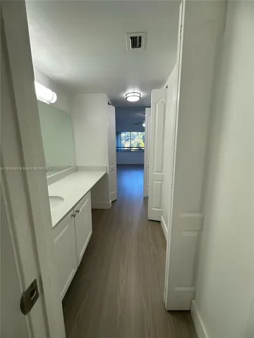 $2,350 | Jacaranda, Plantation, FL 33324