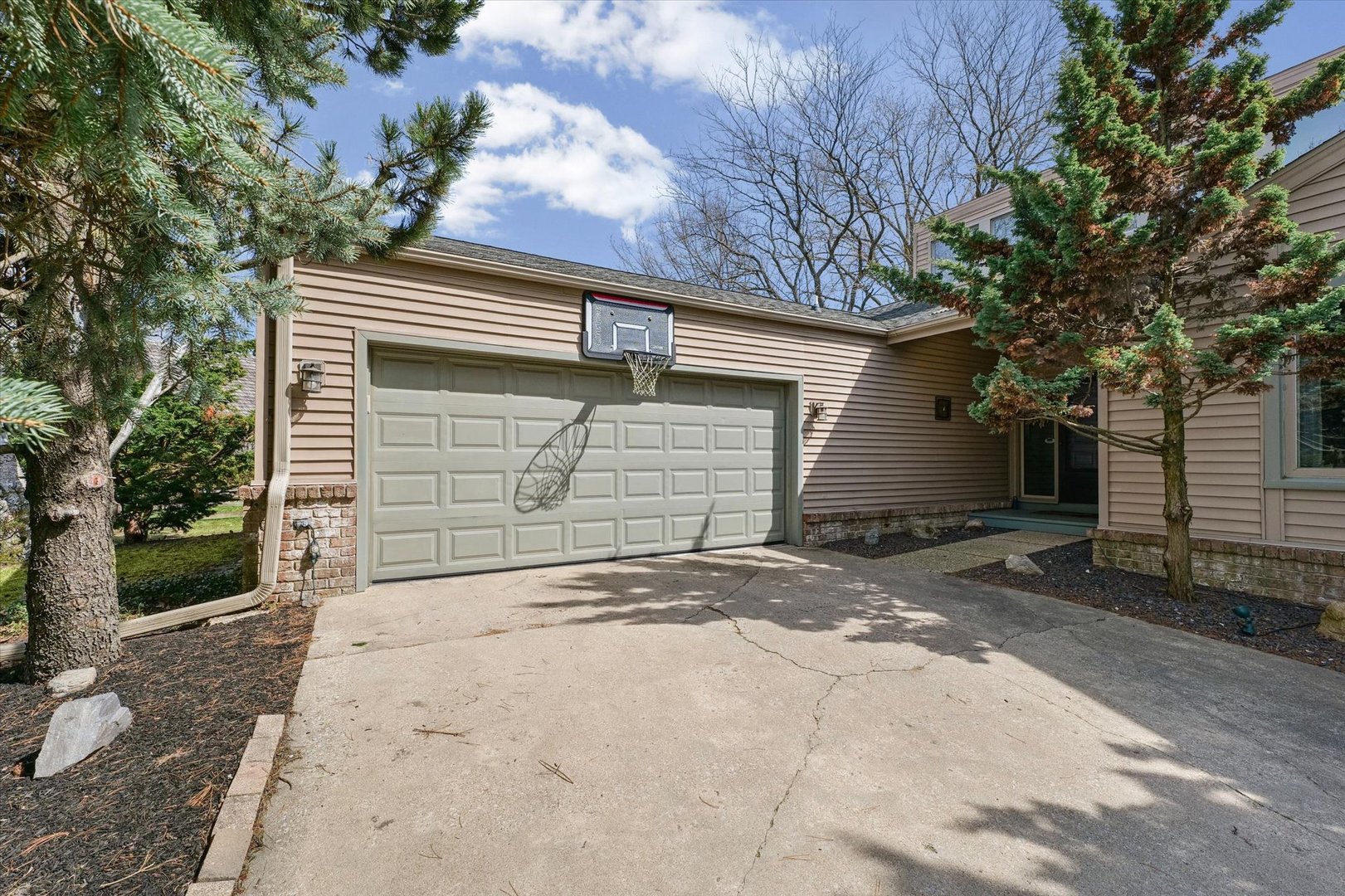 1850 Maynard Drive Champaign, IL 61822 - Photo 33 of 61