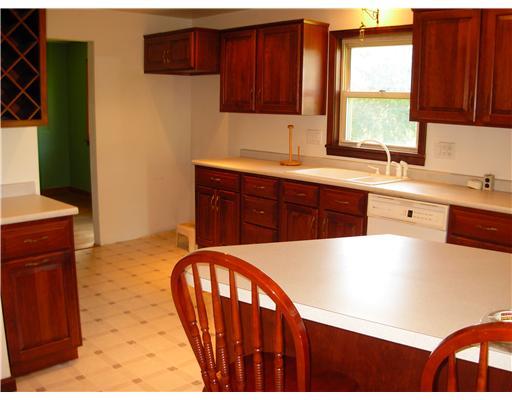 125 Ralston Road Sarver, PA 16055 - Photo 5 of 10 Kitchen.