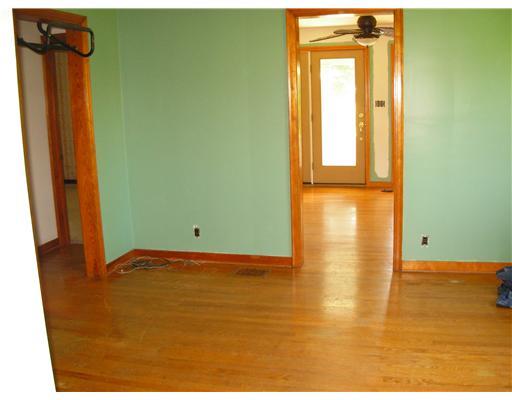 125 Ralston Road Sarver, PA 16055 - Photo 6 of 10 Living Room.