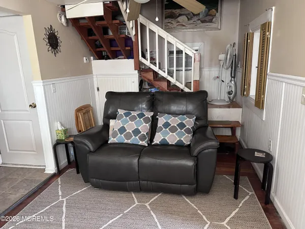 $279,000 | 537 Harding Avenue, Toms River, NJ 08753