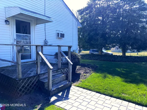 $279,000 | 537 Harding Avenue, Toms River, NJ 08753