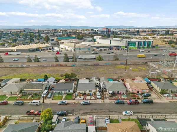 $459,900 | 435 Worth Street, Oakland, CA 94603