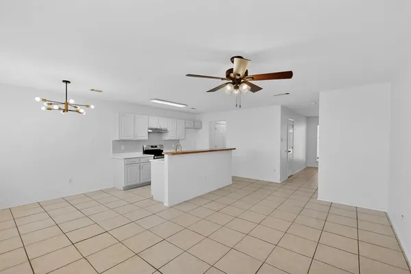 $1,650 | 4502 Alamosa Street, Fort Worth, TX 76119