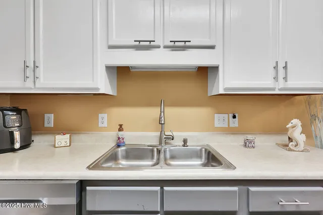 $299,000 | 7387 Red Stone Court, Belville, NC 28451