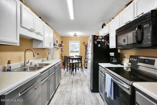 $299,000 | 7387 Red Stone Court, Belville, NC 28451