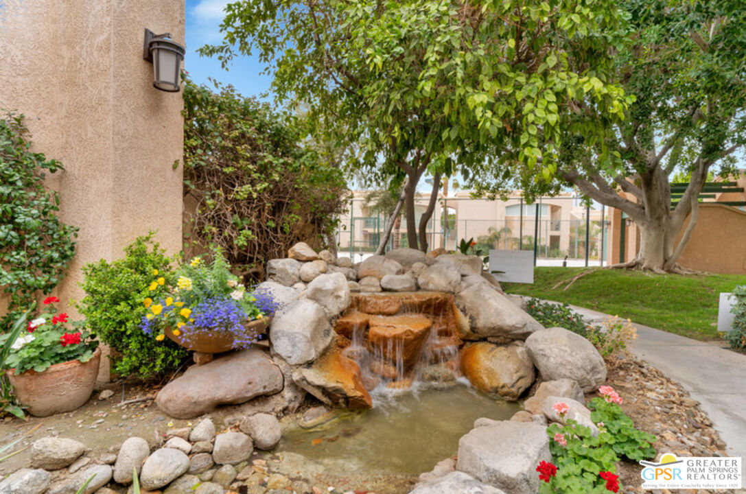 1555 North Chaparral Road, Unit 312 Palm Springs, CA 92262 - Photo 5 of 24