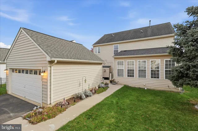 $3,700 | 6711 Selbourne Lane, Gainesville, VA 20155