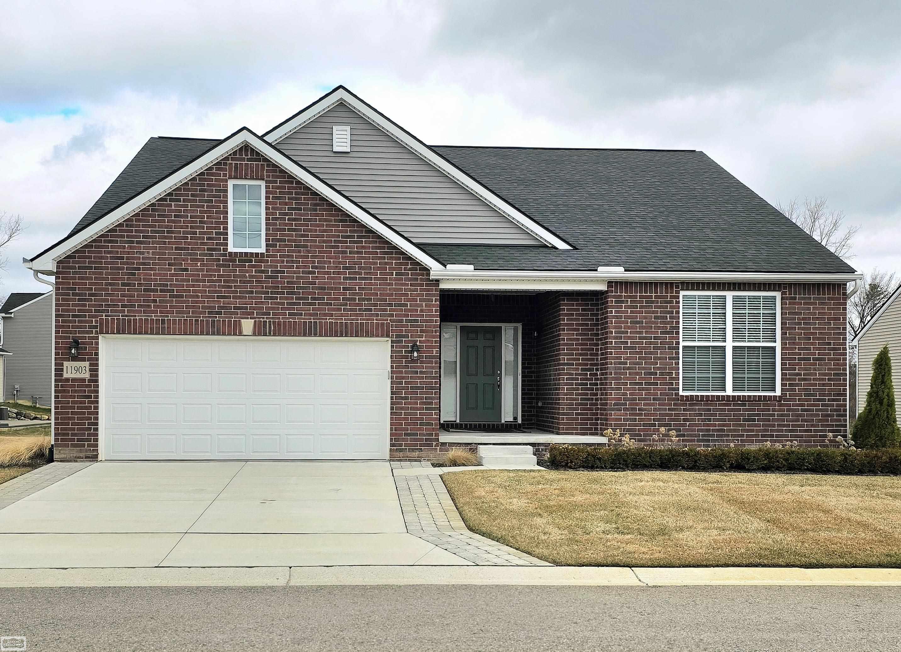 11903 Timber Court Romeo, MI 48065 - Photo 1 of 39 50201905-7a546913-4e15-4b98-a0cb-8b943109d7e0.JPG