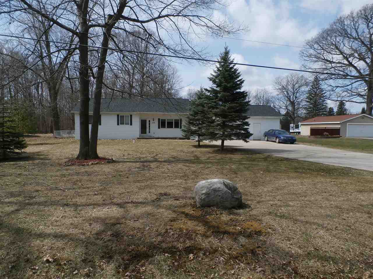 6375 North Belsay Road Flint, MI 48506 - Photo 2 of 25 31377249-1.JPG