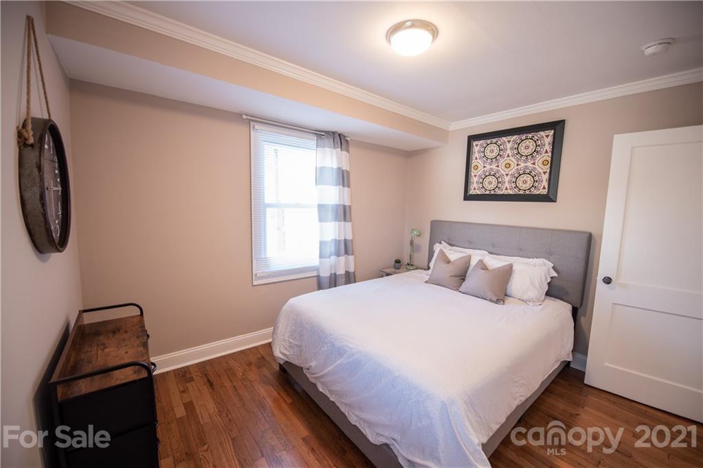 521 Greystone Road Charlotte, NC 28209 - Photo 10 of 18 Gallery Image 10