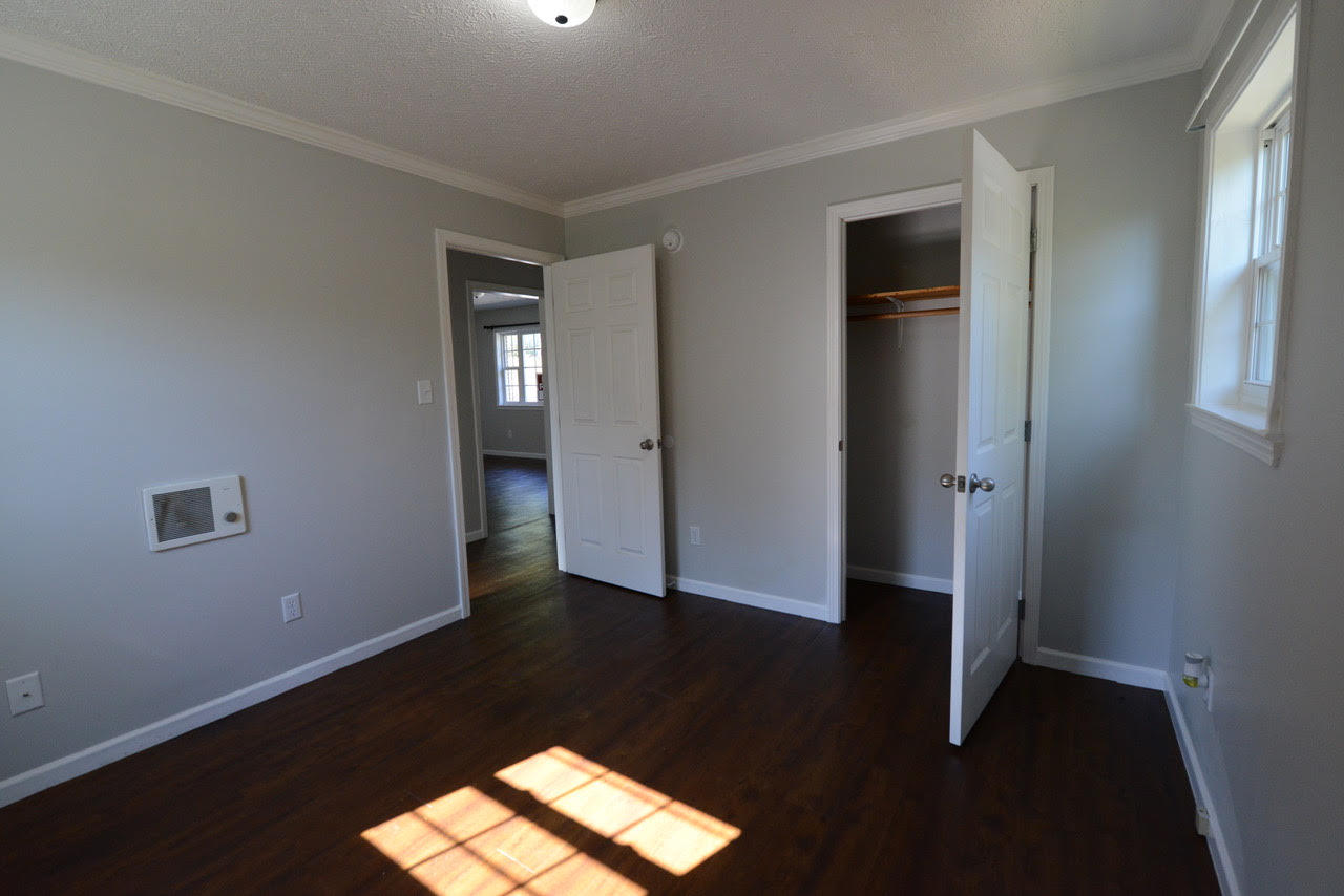 374 Ann Street, Unit A Dayton, TN 37321 - Photo 10 of 18 Ann St 5