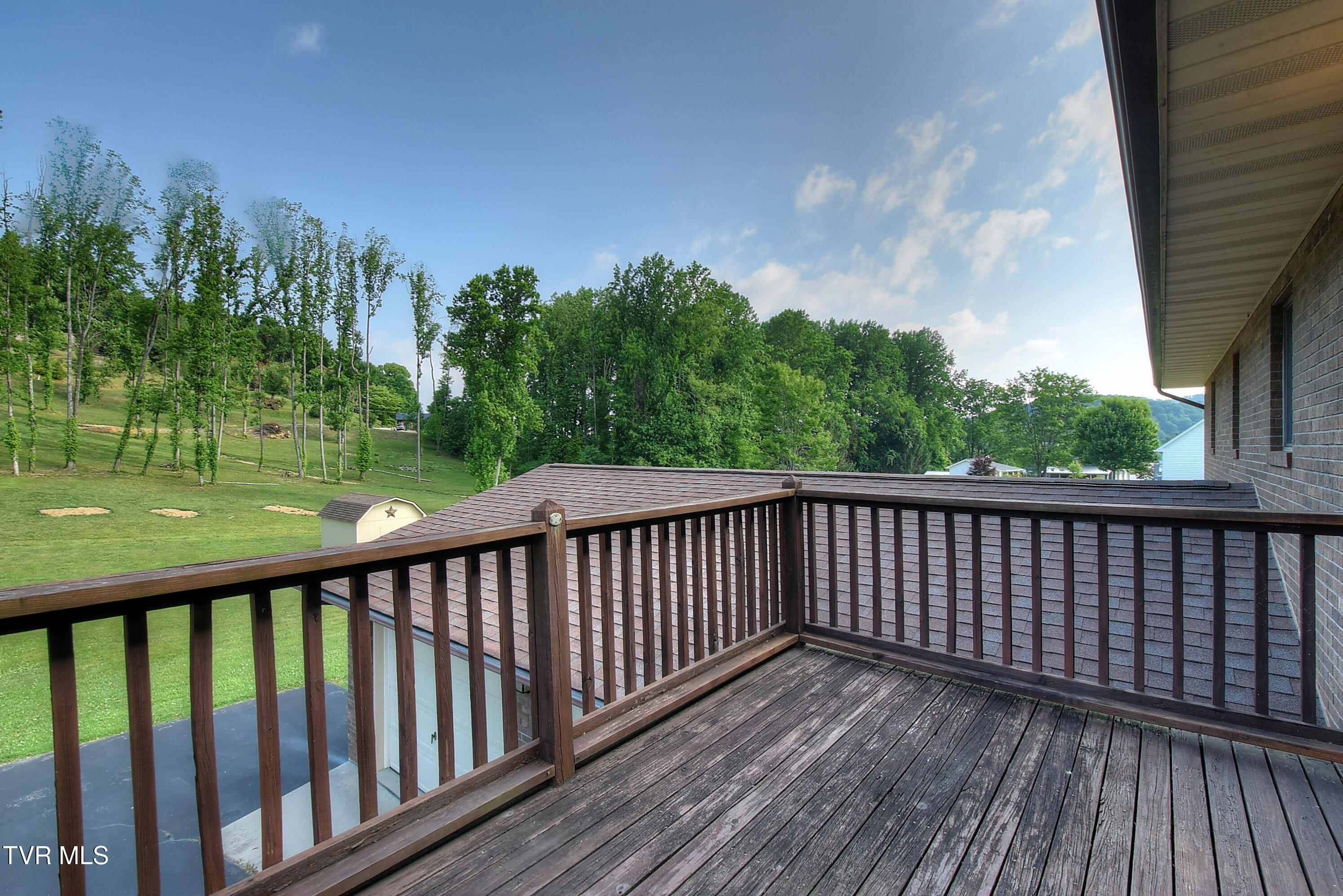 146 Clay Little Road Elizabethton, TN 37643 - Photo 31 of 54 DSC_0556_57_58_59_60_61