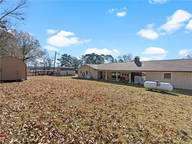 $228,900 | 120 Rogers Road, Converse, LA 71419