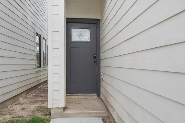 $2,500 | 2419 Rosewood Street, Houston, TX 77004